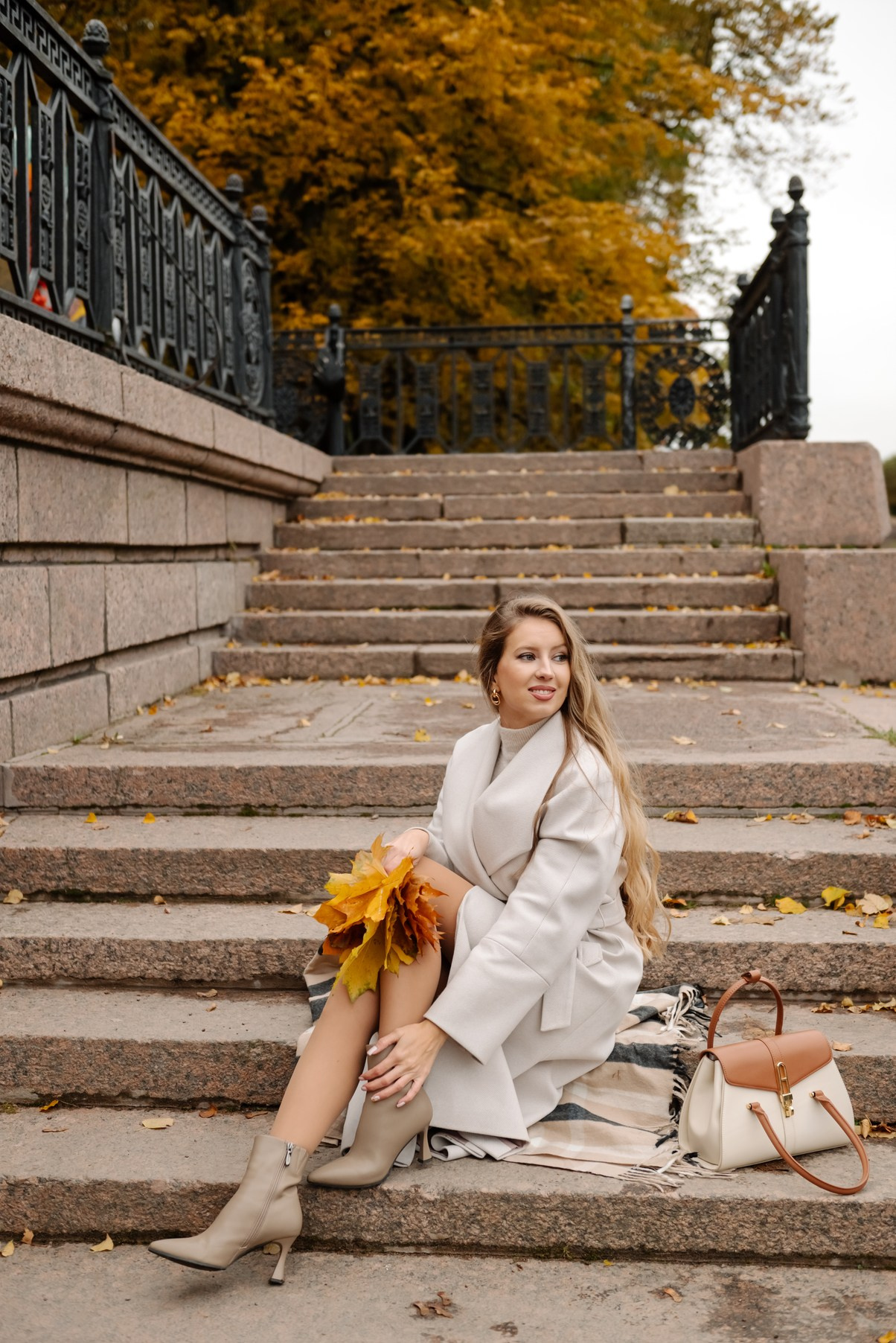 Осенняя фотосессия в Питере в Михайловском саду. Свадебный и сеейный фотограф в Санкт-Петербурге Елена Худякова