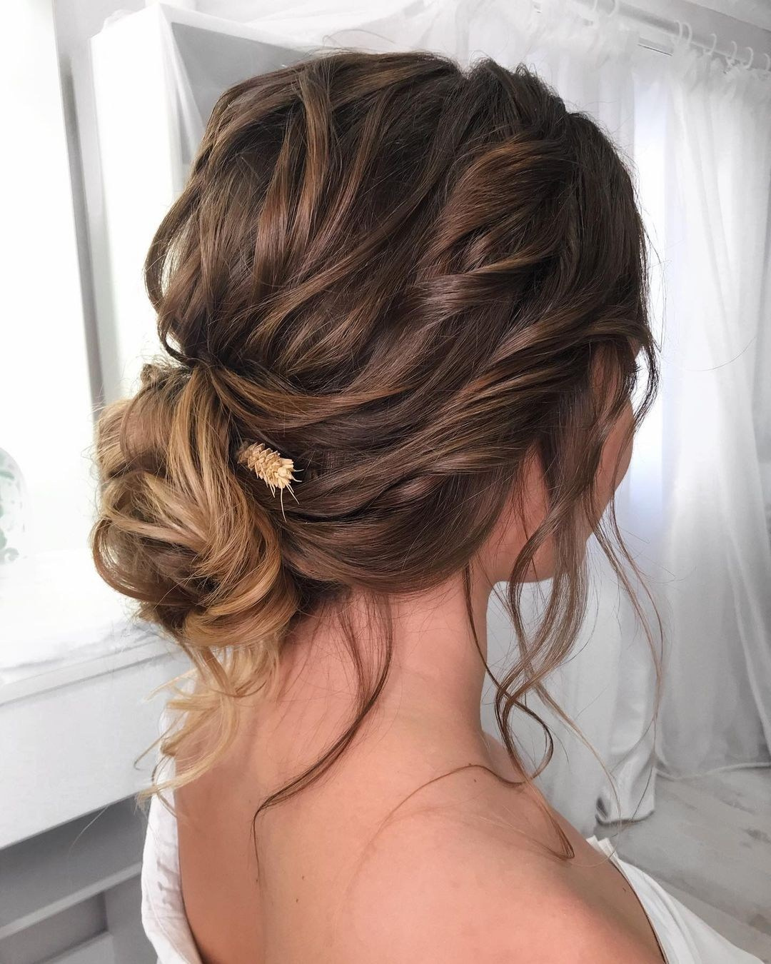 Собранные прически. Свадебный стилист по прическам и макияжу в Ростове-на-Дону Даниэла Дар