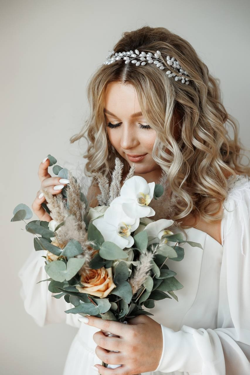 Свадебные образы. Свадебный стилист по прическам и макияжу в Ростове-на-Дону Даниэла Дар