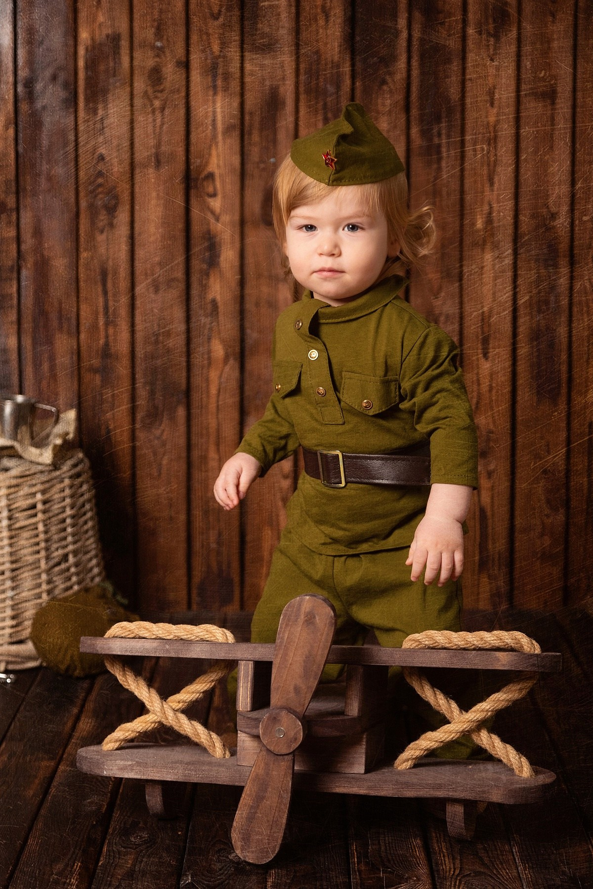 детский фотопроект, военная форма, самолет,  