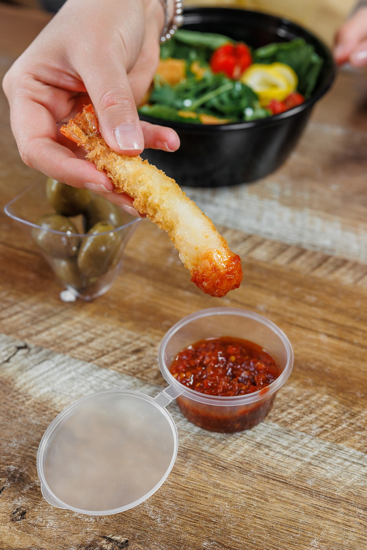 Пластиковая посуда. Фотосъёмка для бизнеса — предметное фото, репортаж с мероприятий, портреты людей, съёмка интерьера и экстерьера