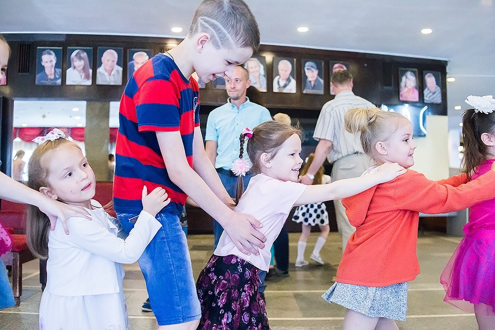 Благотворительный показ ТЮЗ. Детский и семейный фотограф, фотограф мероприятий Нижний Новгород