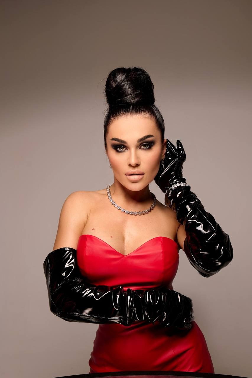 Clip Tizers. Персональный стилист, Елена. Москва