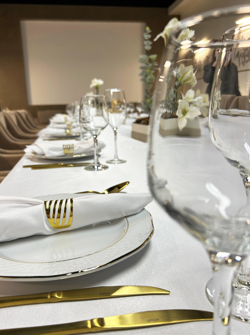 Площадка № 1-9. Свадебный организатор Москва