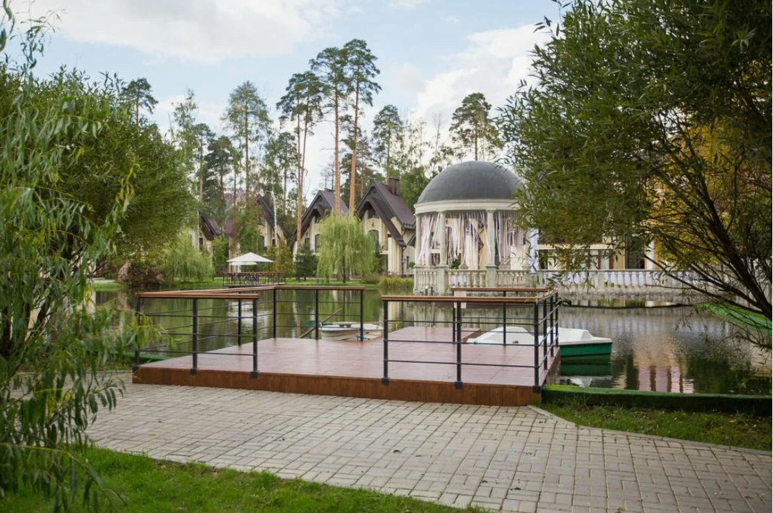 Площадка № 2-11. Свадебный организатор Москва