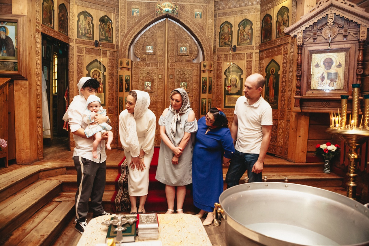 В храмах. Питерский фотограф Светлана Ковалева