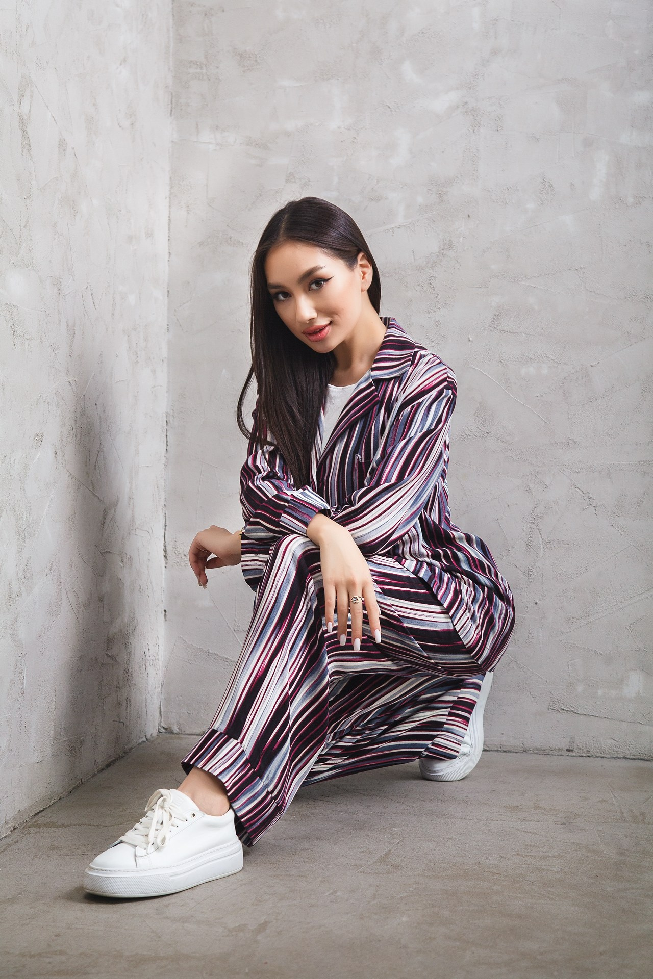 Реклама женской одежды. Натан Супервайзер по Продакшену