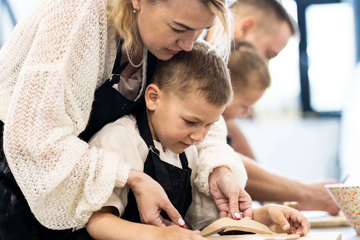 Семейные истории в гончарной мастерской. Детский и семейный фотограф Домодедово