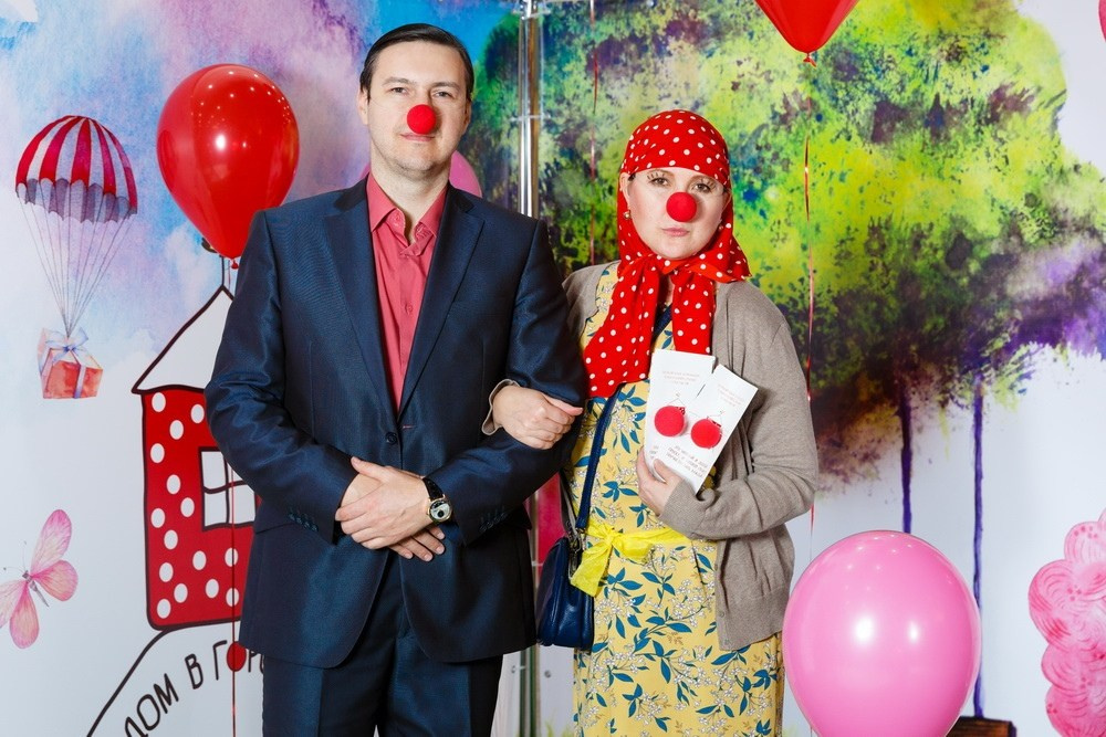 ЧЕЛОВЕК ГОДА + ДОМ В ГОРОШЕК. Выпускные альбомы Красноярск