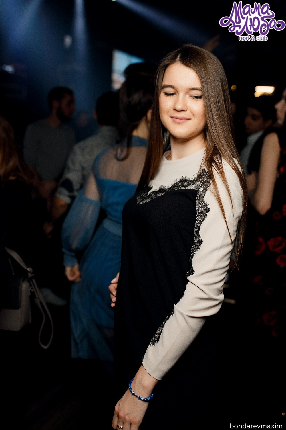 Мама Люба 16 февраля ___ «LEBEDEV BIRTHDAY NIGHT». Максим Бондарев, коммерческий фотограф для бизнеса | Курск