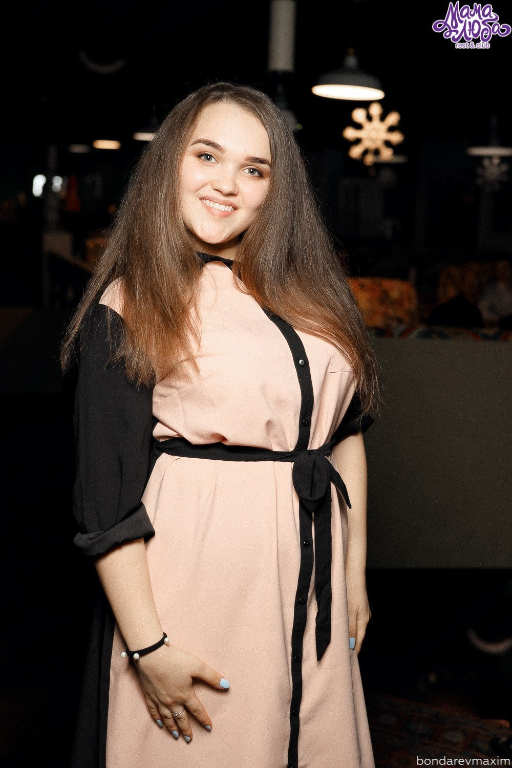 Мама Люба 16 декабря — Ультрамариновые танцы&q. Максим Бондарев, коммерческий фотограф для бизнеса | Курск