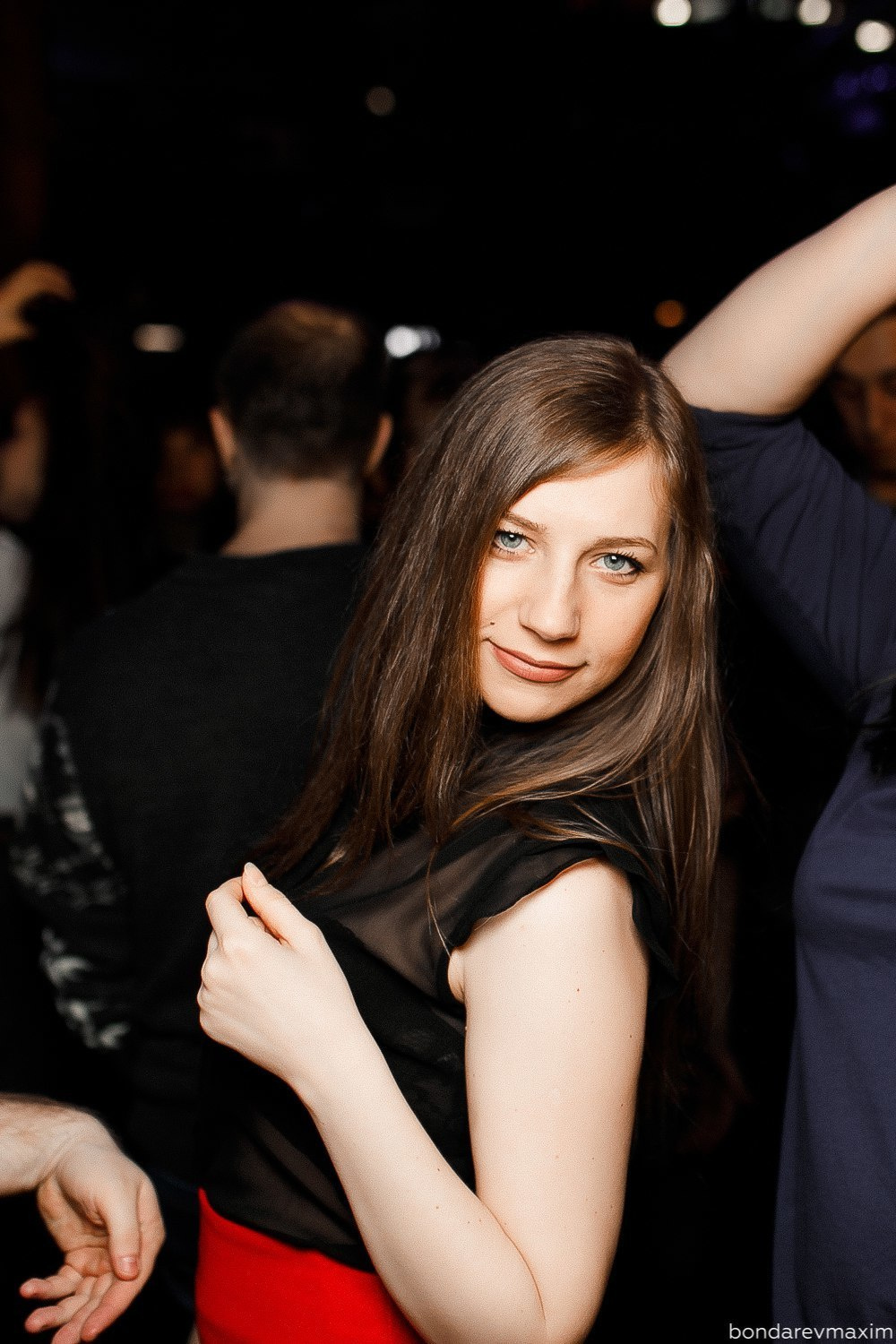 Мама Люба 30 марта — STUDENT PARTY EQUATOR». Максим Бондарев, коммерческий фотограф для бизнеса | Курск