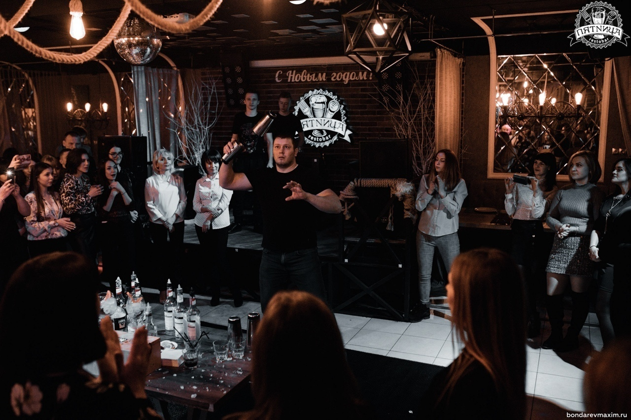 РЕСТОБАР ПЯТНИЦА 25 01 2020. Максим Бондарев, коммерческий фотограф для бизнеса | Курск