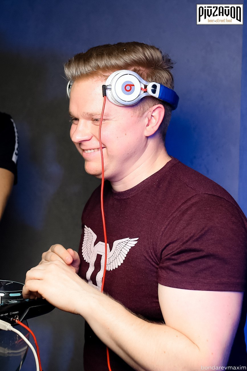 «PIVZAVOD» Суббота ___ 27 января. Максим Бондарев, коммерческий фотограф для бизнеса | Курск