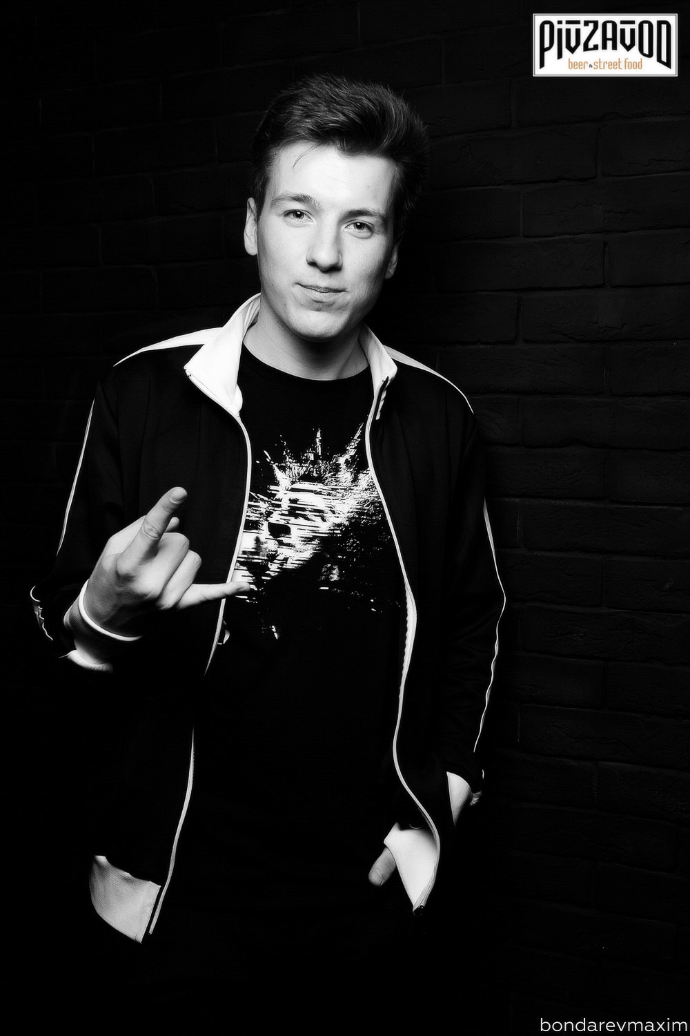«PIVZAVOD» Пятница ___ 19 октября. Максим Бондарев, коммерческий фотограф для бизнеса | Курск