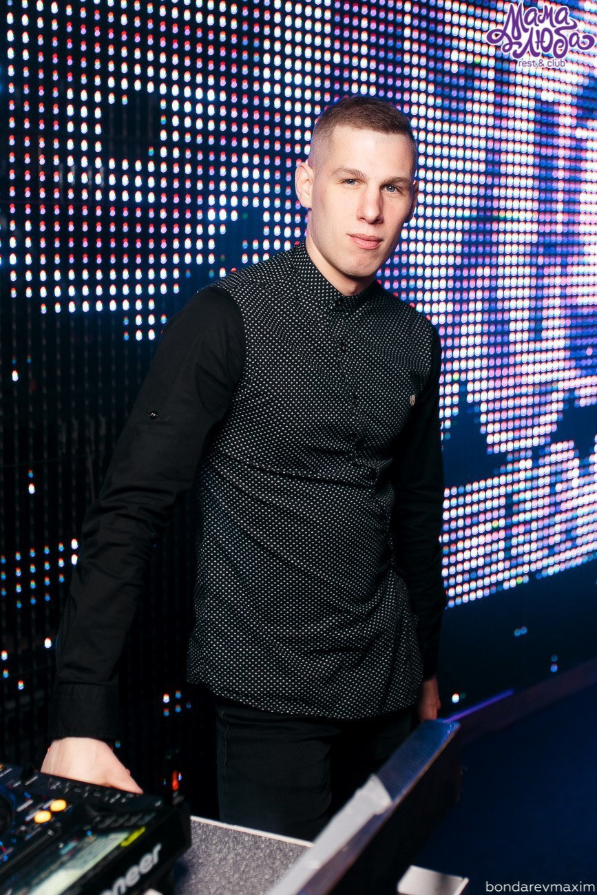 Мама Люба 03 января -Cristmas rave. Максим Бондарев, коммерческий фотограф для бизнеса | Курск