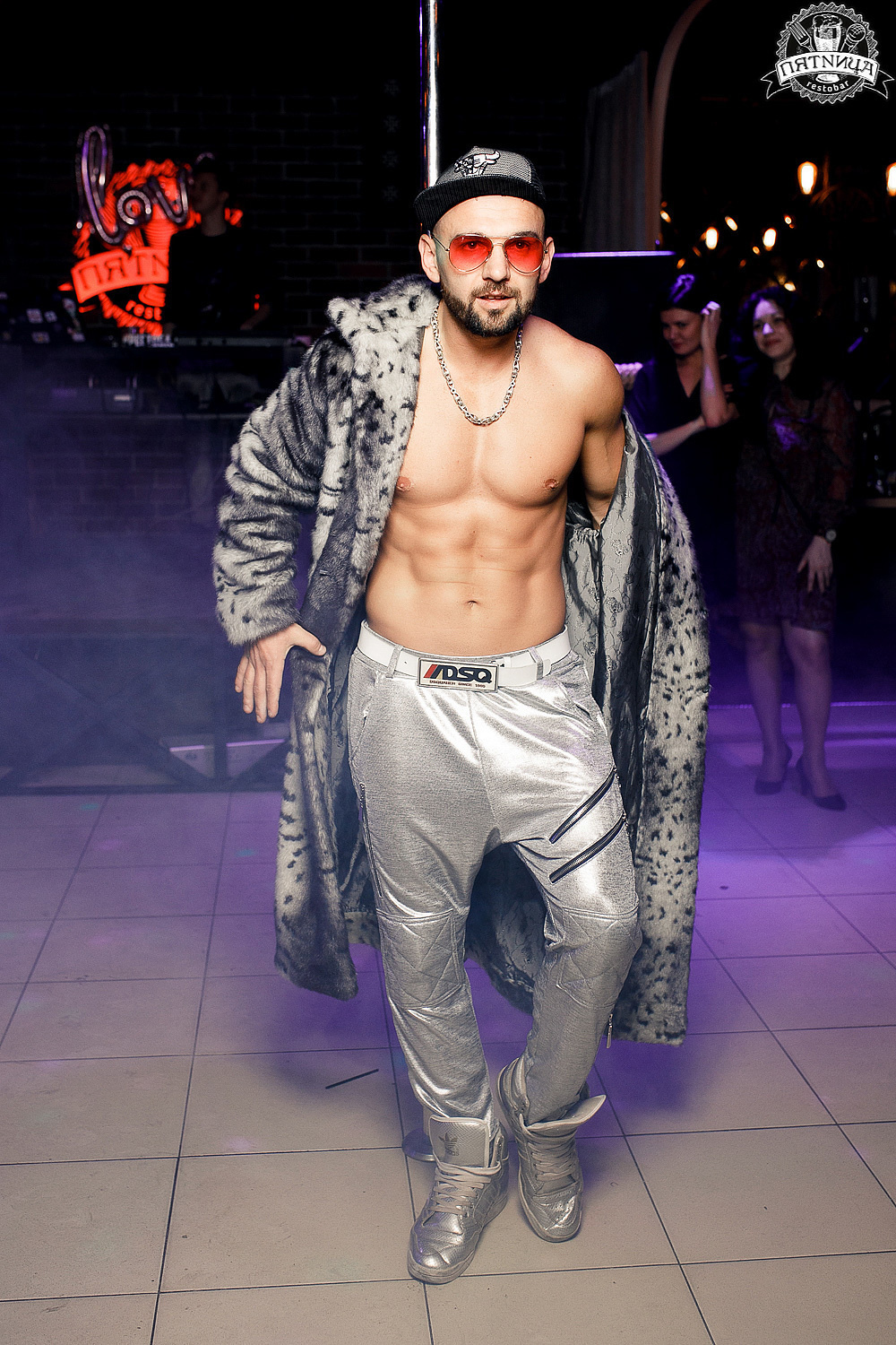 РЕСТОБАР ПЯТНИЦА 18 10 2019. Максим Бондарев, коммерческий фотограф для бизнеса | Курск