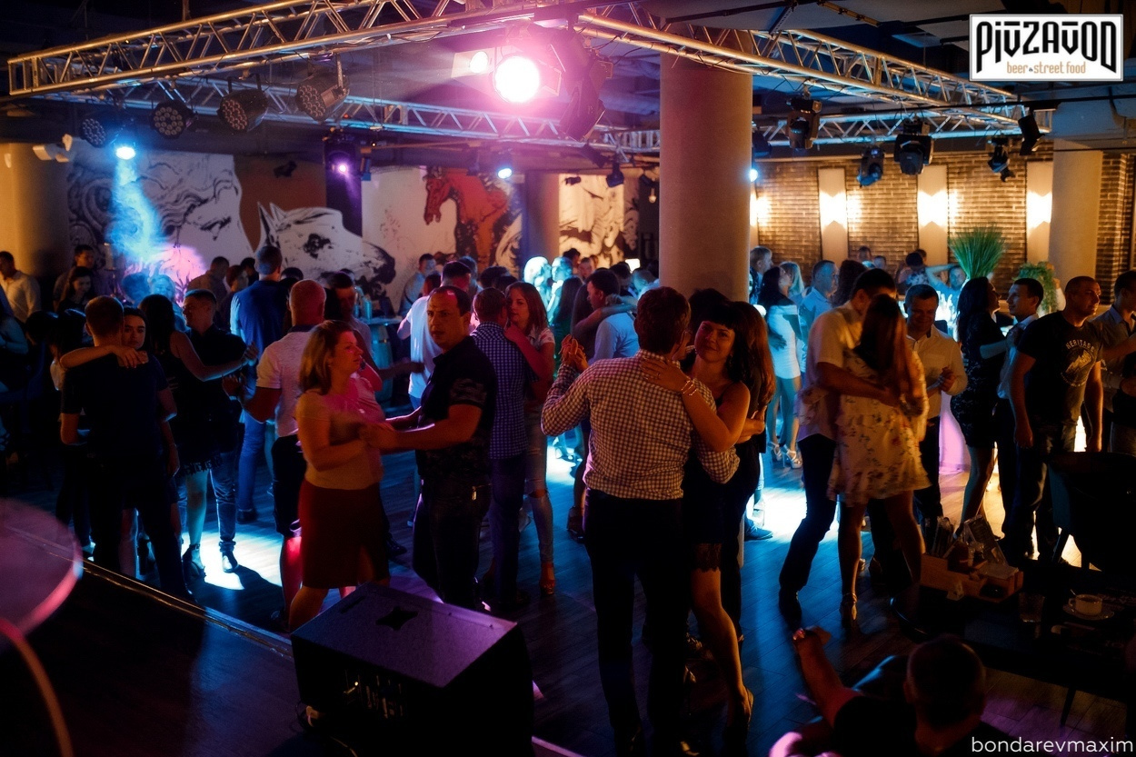 «PIVZAVOD» Суббота ___ 1 сентября. Максим Бондарев, коммерческий фотограф для бизнеса | Курск