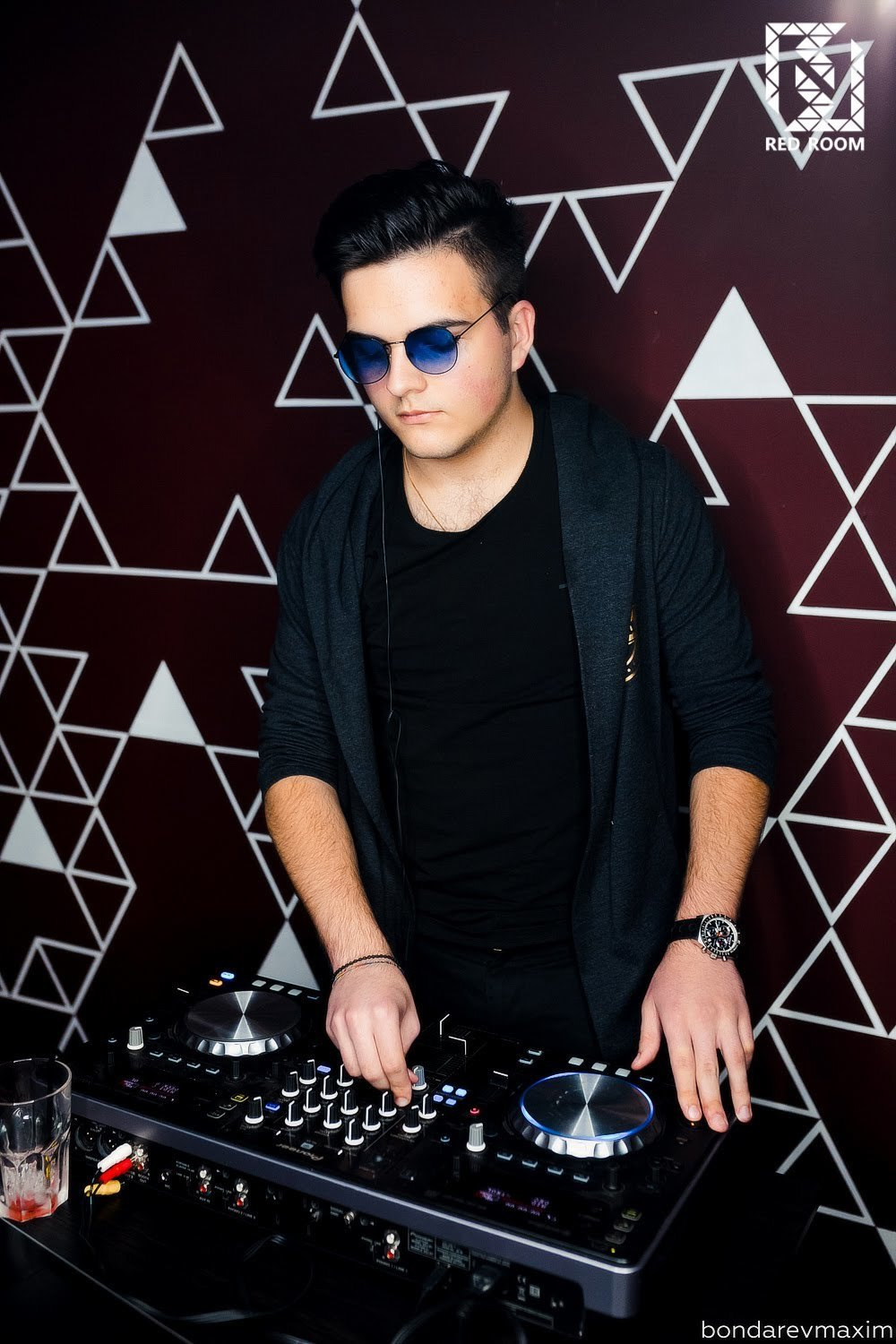 RED room 31 10 2018. Максим Бондарев, коммерческий фотограф для бизнеса | Курск