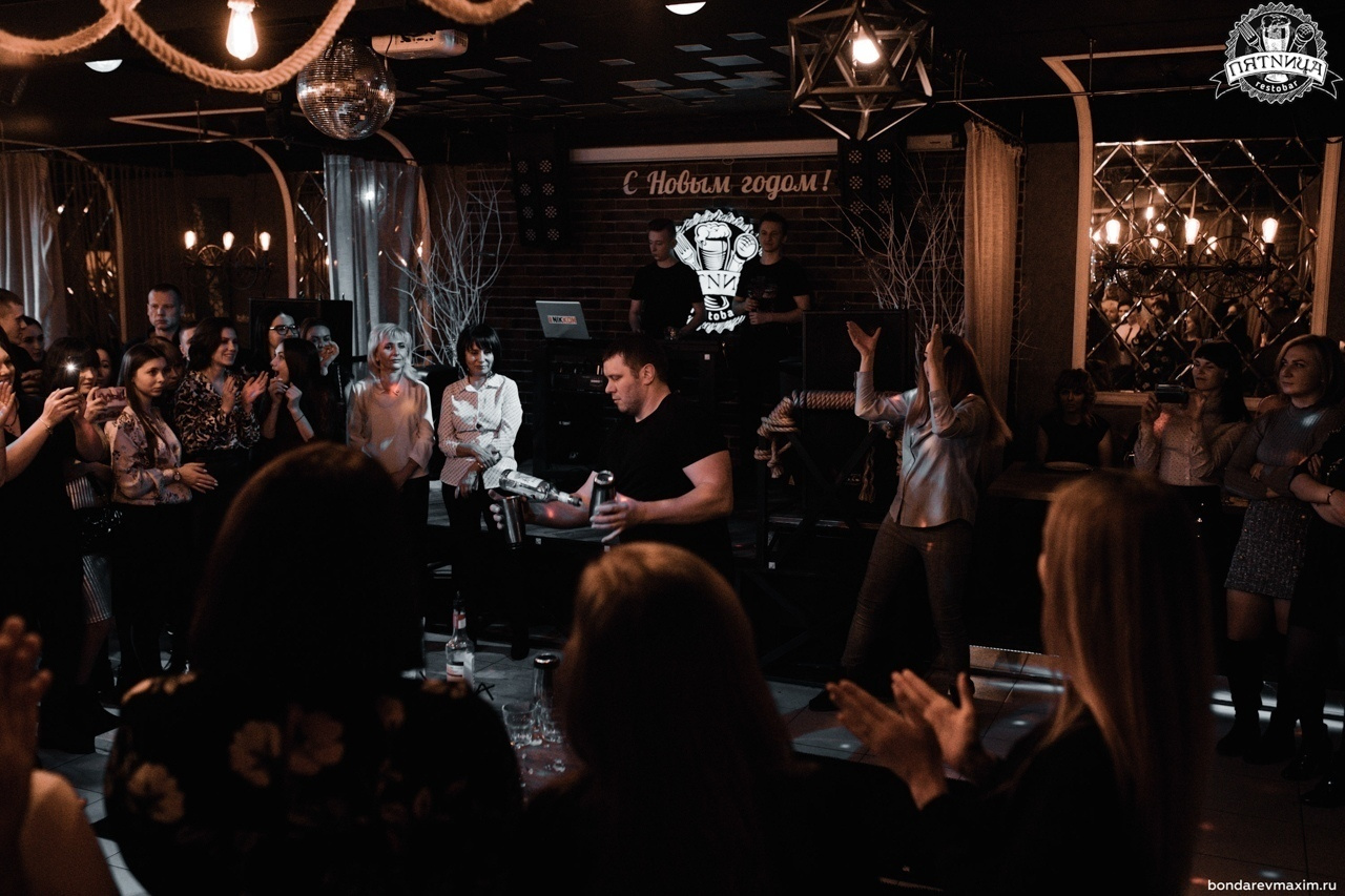 РЕСТОБАР ПЯТНИЦА 25 01 2020. Максим Бондарев, коммерческий фотограф для бизнеса | Курск