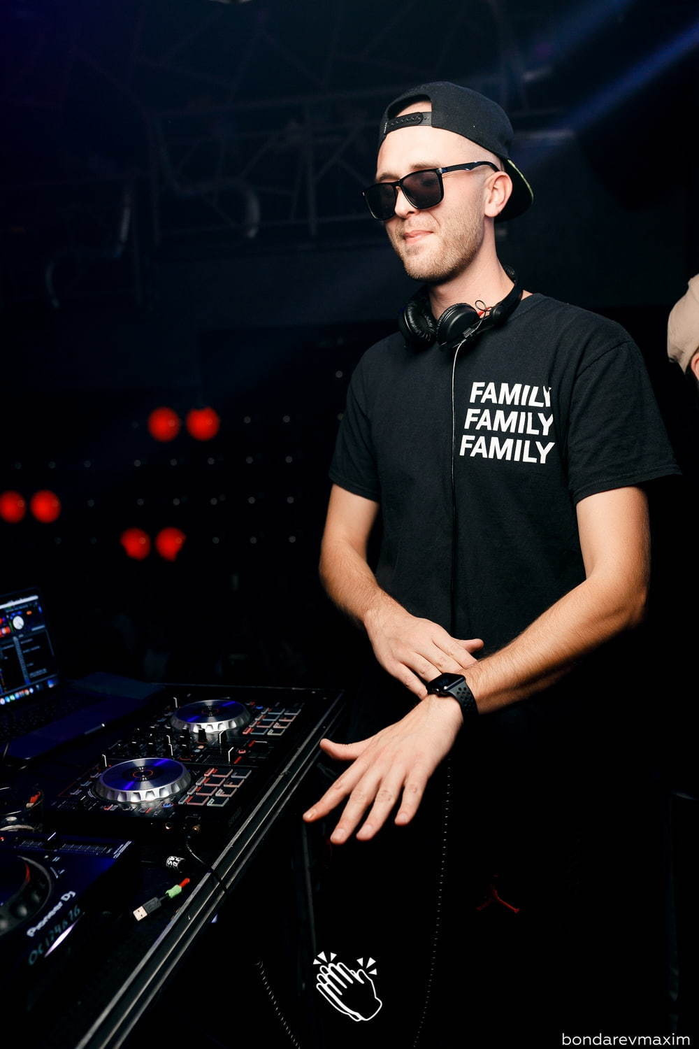 MAKE IT CLAP: BDAYIII. Максим Бондарев, коммерческий фотограф для бизнеса | Курск