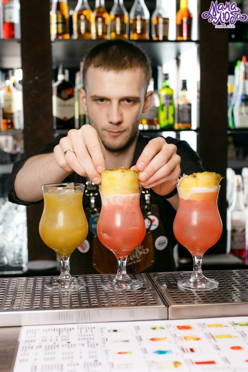 Мама Люба 03 января -Cristmas rave. Максим Бондарев, коммерческий фотограф для бизнеса | Курск