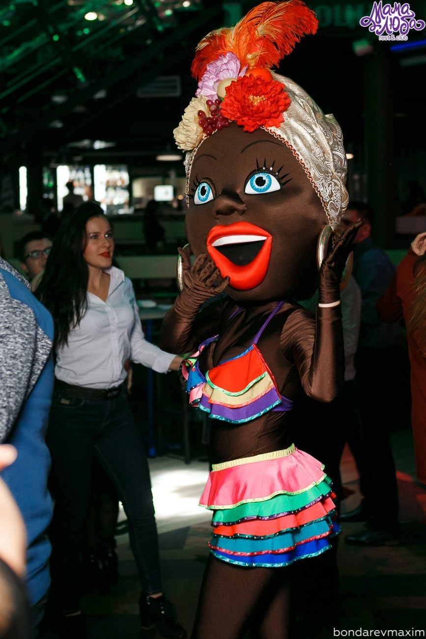 Мама Люба 29 декабря — Глобальный корпоратив. Максим Бондарев, коммерческий фотограф для бизнеса | Курск