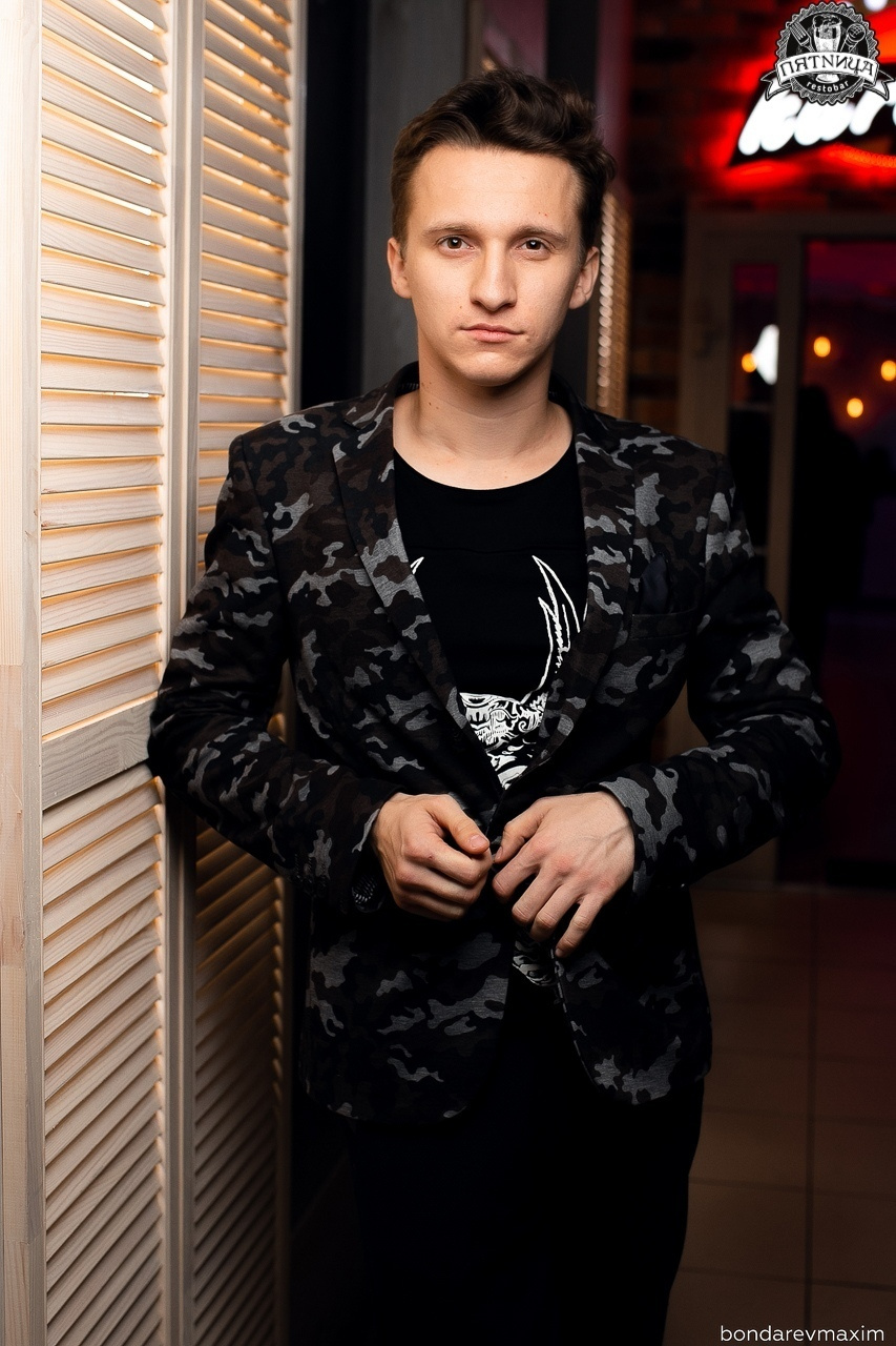 РЕСТОБАР ПЯТНИЦА 04 10 2019. Максим Бондарев, коммерческий фотограф для бизнеса | Курск