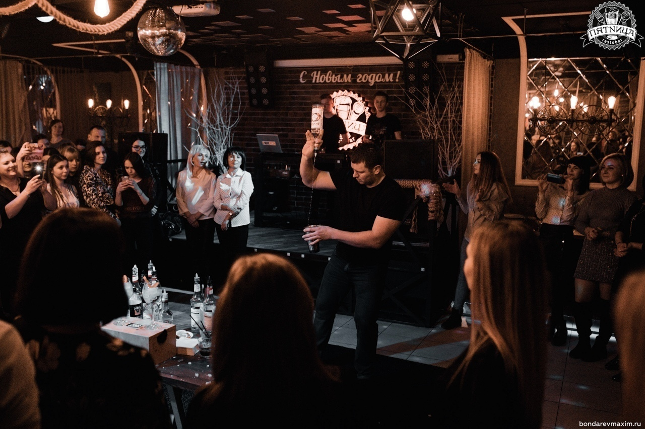 РЕСТОБАР ПЯТНИЦА 25 01 2020. Максим Бондарев, коммерческий фотограф для бизнеса | Курск