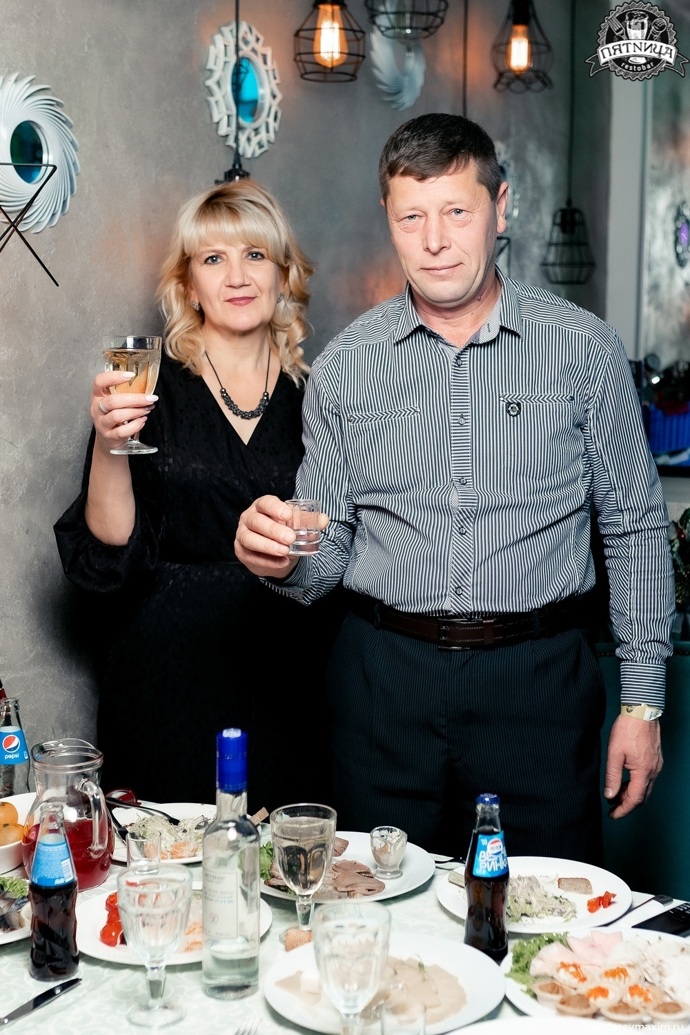 РЕСТОБАР ПЯТНИЦА 31 12 2019. Максим Бондарев, коммерческий фотограф для бизнеса | Курск