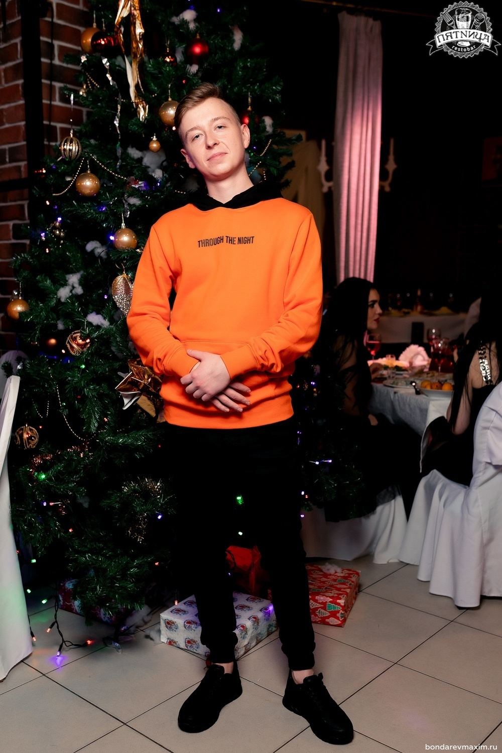 РЕСТОБАР ПЯТНИЦА 31 12 2019. Максим Бондарев, коммерческий фотограф для бизнеса | Курск