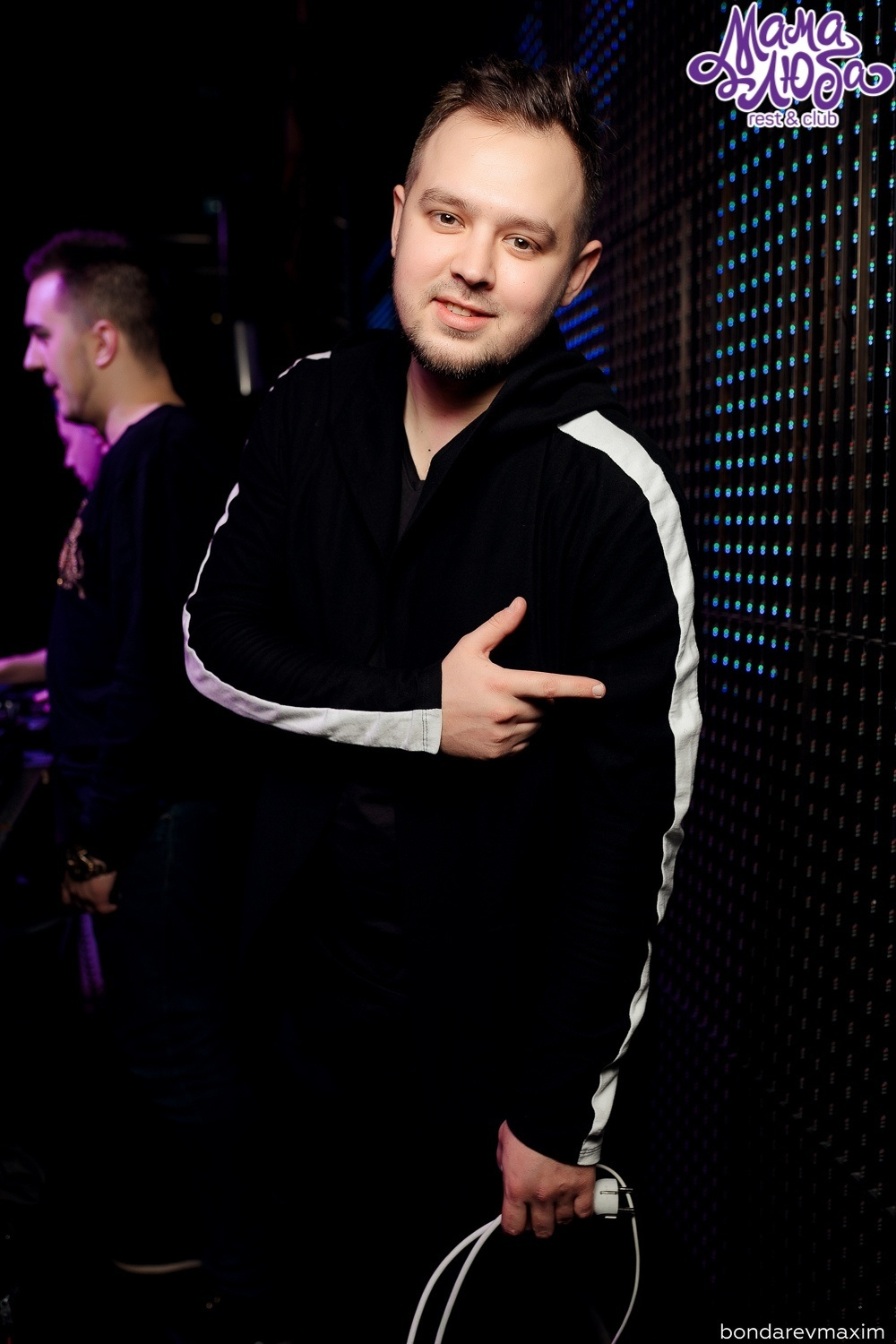 Мама Люба 09 февраля ___ «МАМА Я НА ДИСКОТЕКУ». Максим Бондарев, коммерческий фотограф для бизнеса | Курск