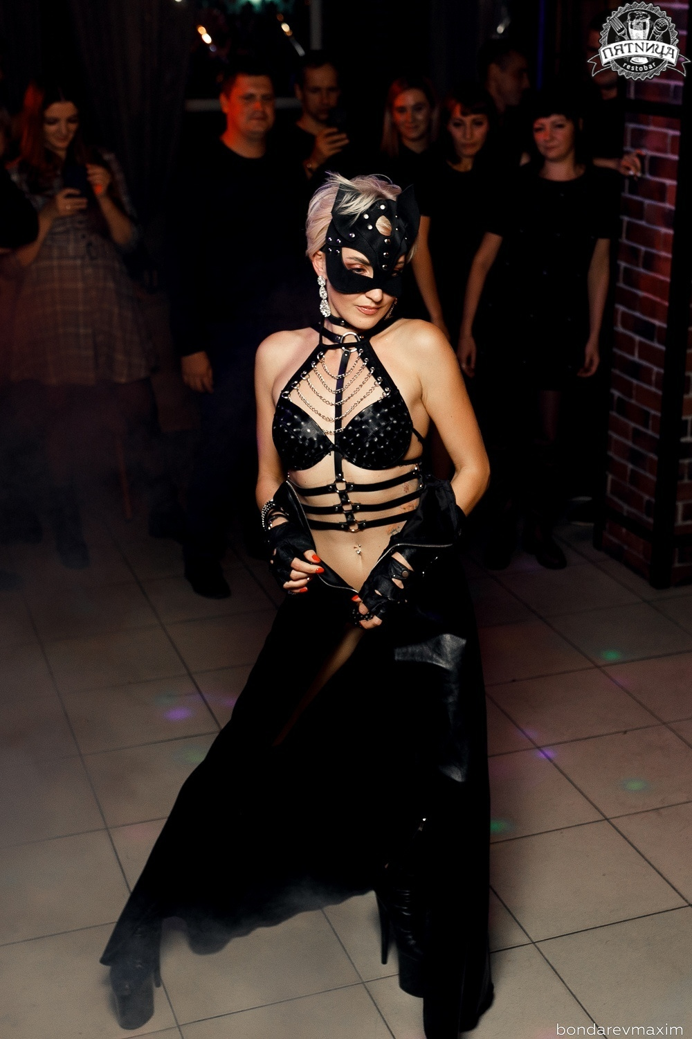 РЕСТОБАР ПЯТНИЦА 2019 11 10(18+). Максим Бондарев, коммерческий фотограф для бизнеса | Курск