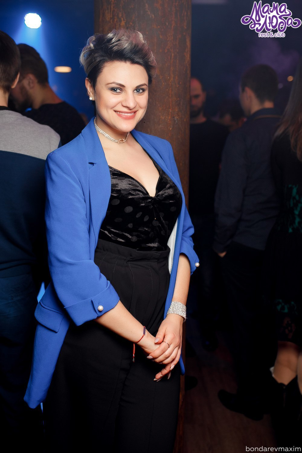 Мама Люба 17 марта — ТАНЦЫ В КЛУБЕ. Максим Бондарев, коммерческий фотограф для бизнеса | Курск