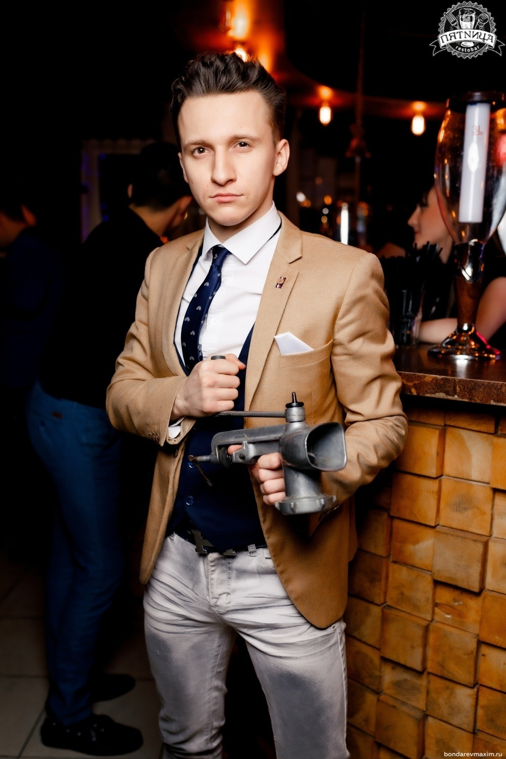 РЕСТОБАР ПЯТНИЦА 22 02 2020. Максим Бондарев, коммерческий фотограф для бизнеса | Курск