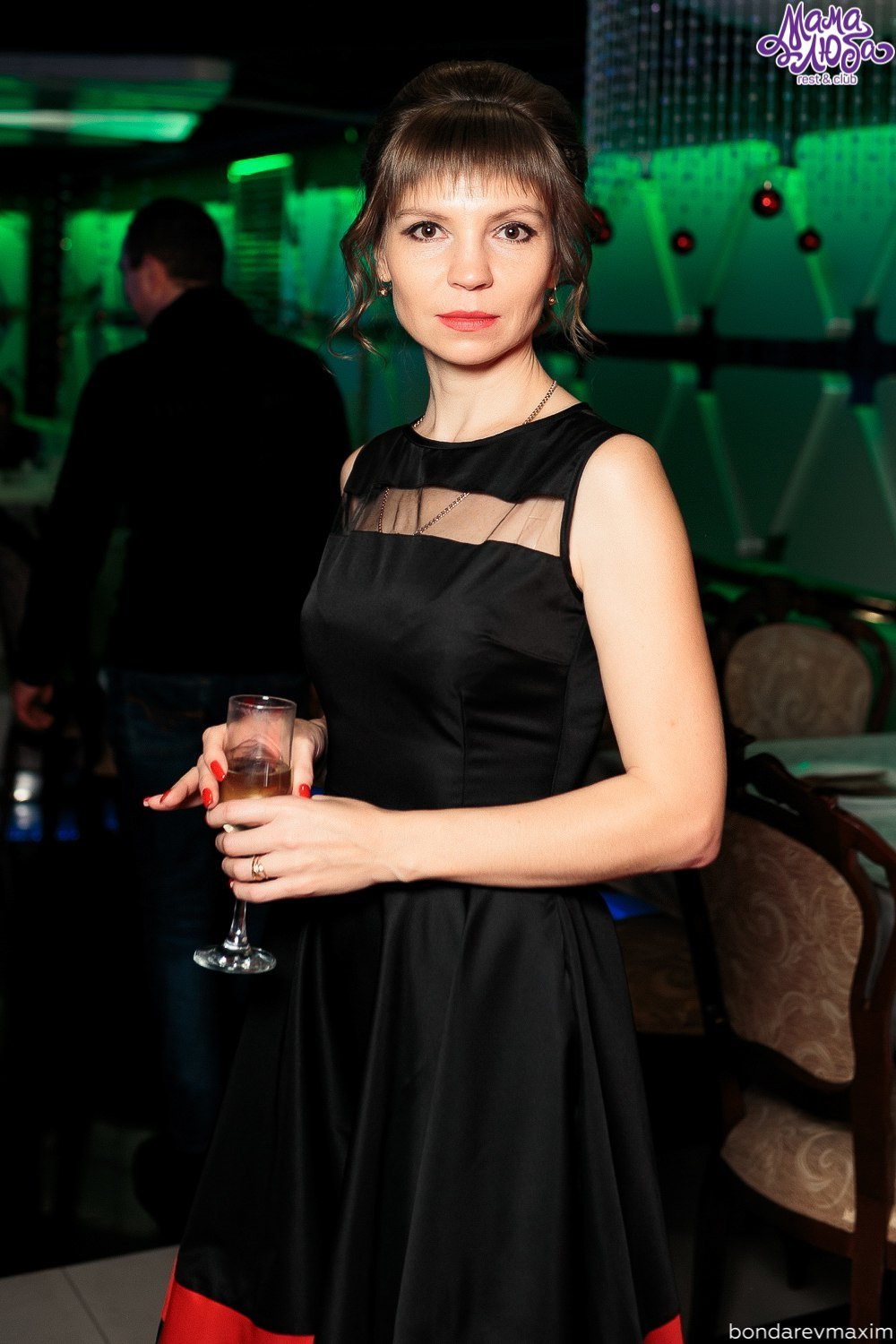 Мама Люба 23 декабря — Глобальный корпоратив. Максим Бондарев, коммерческий фотограф для бизнеса | Курск