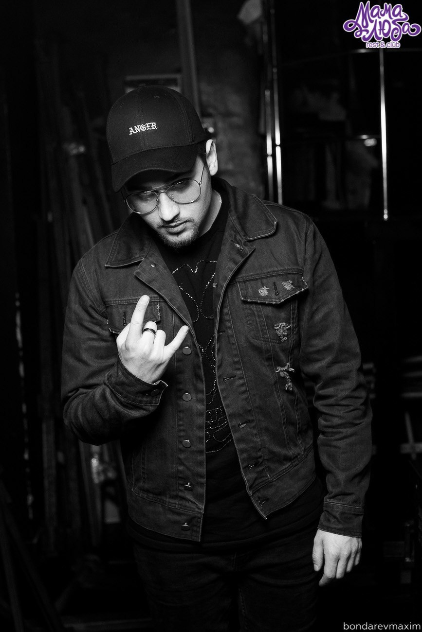 Мама Люба 05 января -Show must go on. Максим Бондарев, коммерческий фотограф для бизнеса | Курск