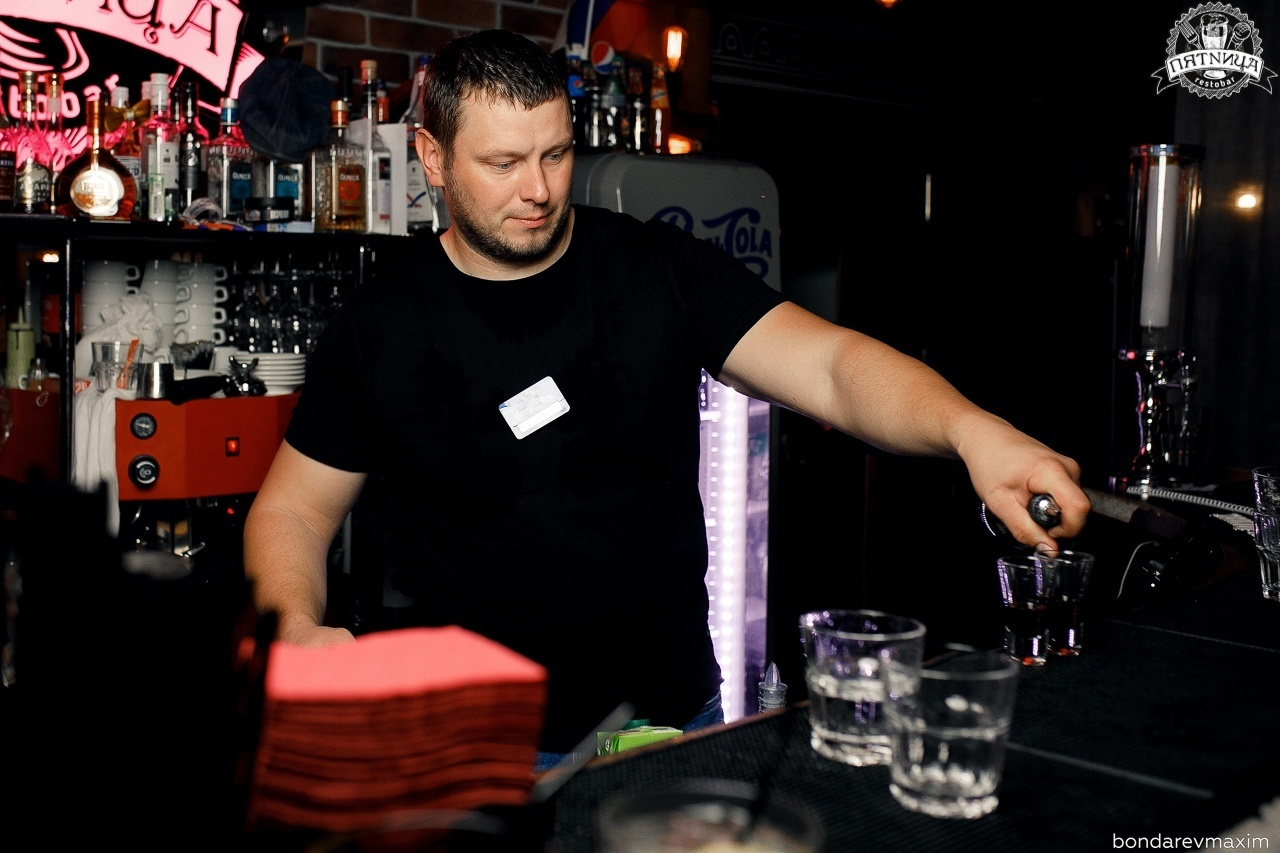 РЕСТОБАР ПЯТНИЦА 26 10 2019. Максим Бондарев, коммерческий фотограф для бизнеса | Курск