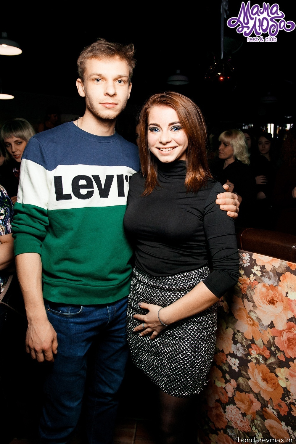 Мама Люба 19 января ___ «GIMME THE DANCE». Максим Бондарев, коммерческий фотограф для бизнеса | Курск