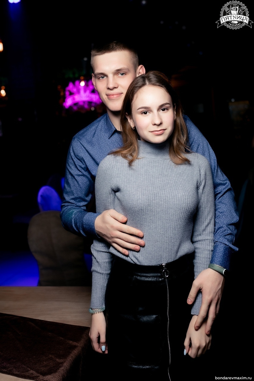 РЕСТОБАР ПЯТНИЦА 10 01 2020. Максим Бондарев, коммерческий фотограф для бизнеса | Курск