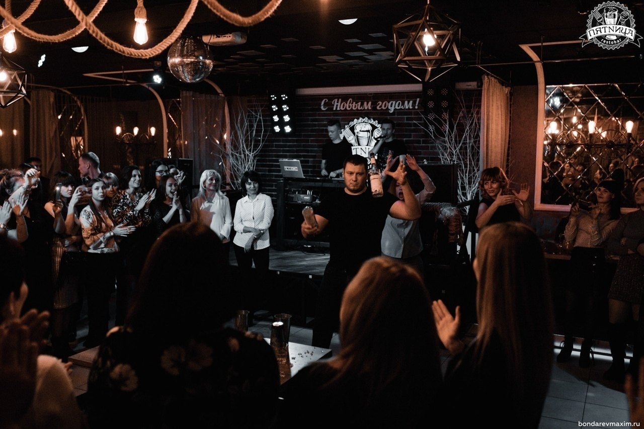 РЕСТОБАР ПЯТНИЦА 25 01 2020. Максим Бондарев, коммерческий фотограф для бизнеса | Курск