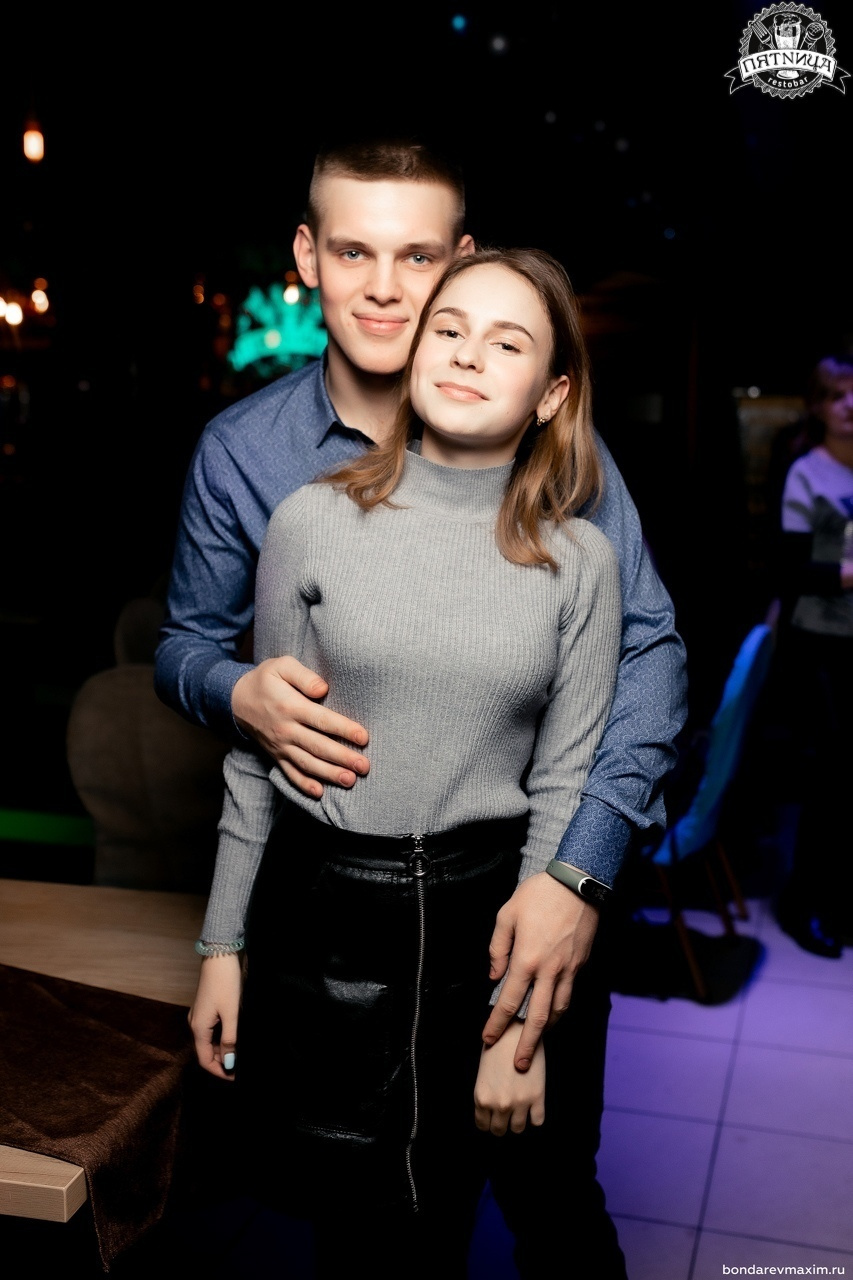 РЕСТОБАР ПЯТНИЦА 10 01 2020. Максим Бондарев, коммерческий фотограф для бизнеса | Курск