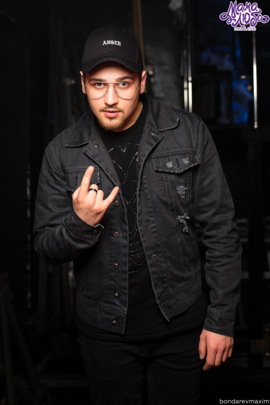 Мама Люба 05 января -Show must go on. Максим Бондарев, коммерческий фотограф для бизнеса | Курск