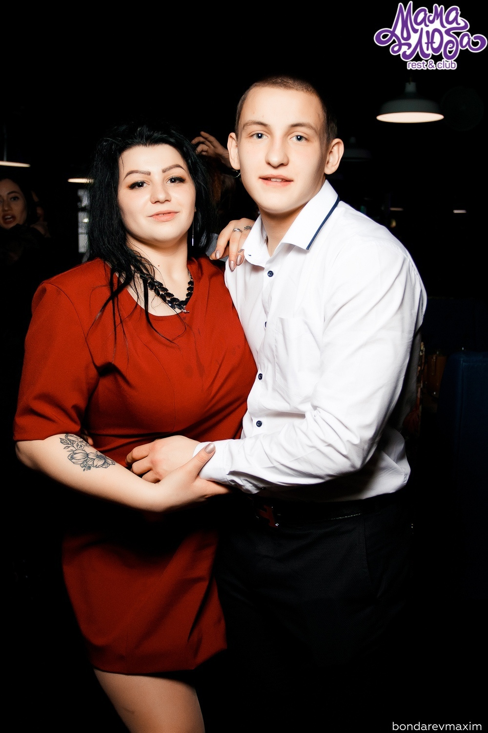 Мама Люба 19 января ___ «GIMME THE DANCE». Максим Бондарев, коммерческий фотограф для бизнеса | Курск