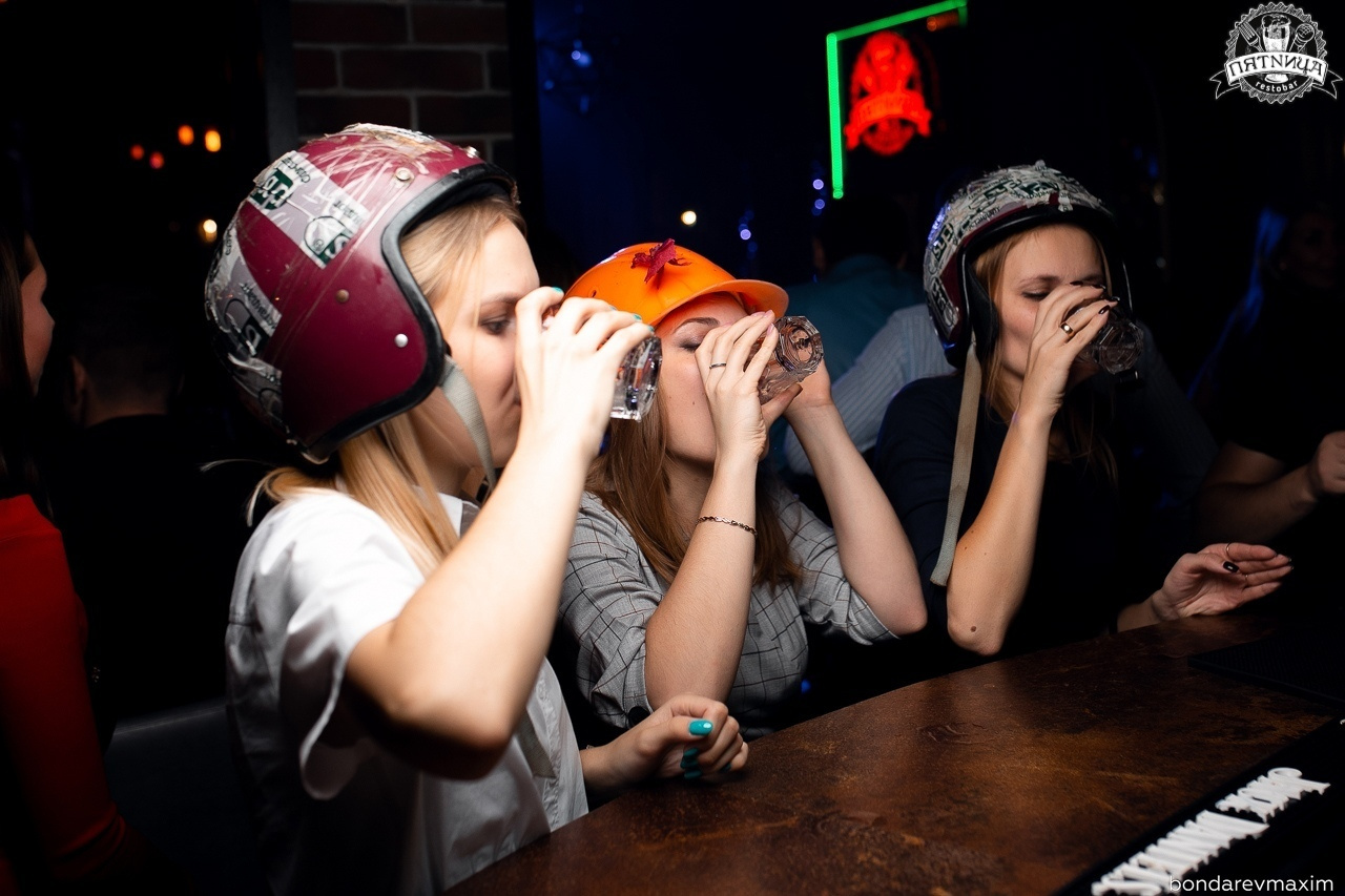 РЕСТОБАР ПЯТНИЦА 04 10 2019. Максим Бондарев, коммерческий фотограф для бизнеса | Курск