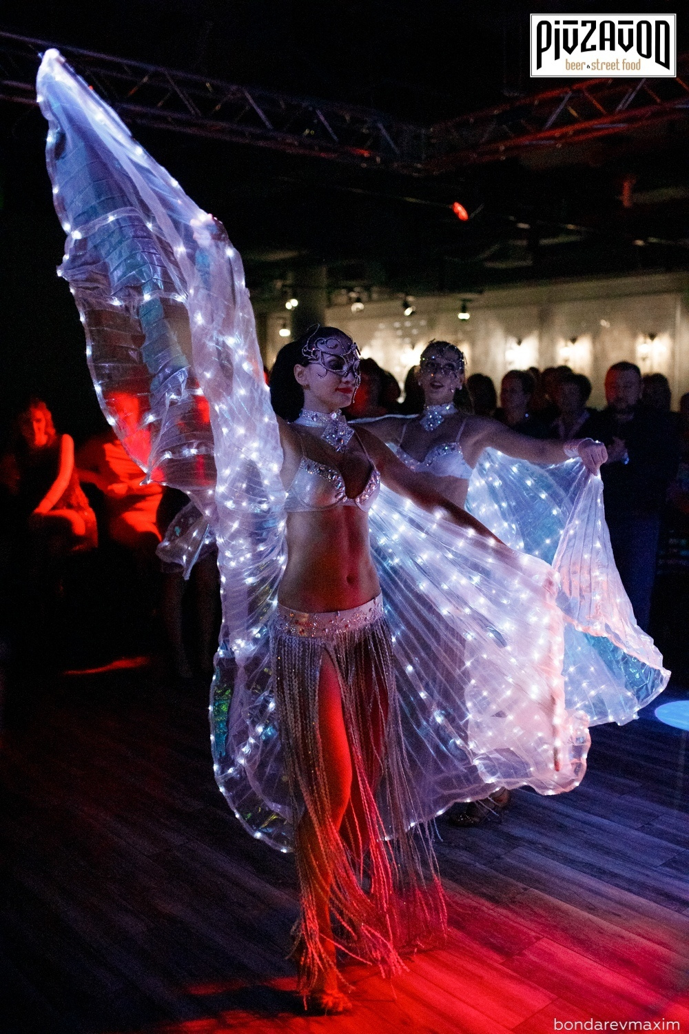 «PIVZAVOD» Пятница ___ 28 декабря. Максим Бондарев, коммерческий фотограф для бизнеса | Курск