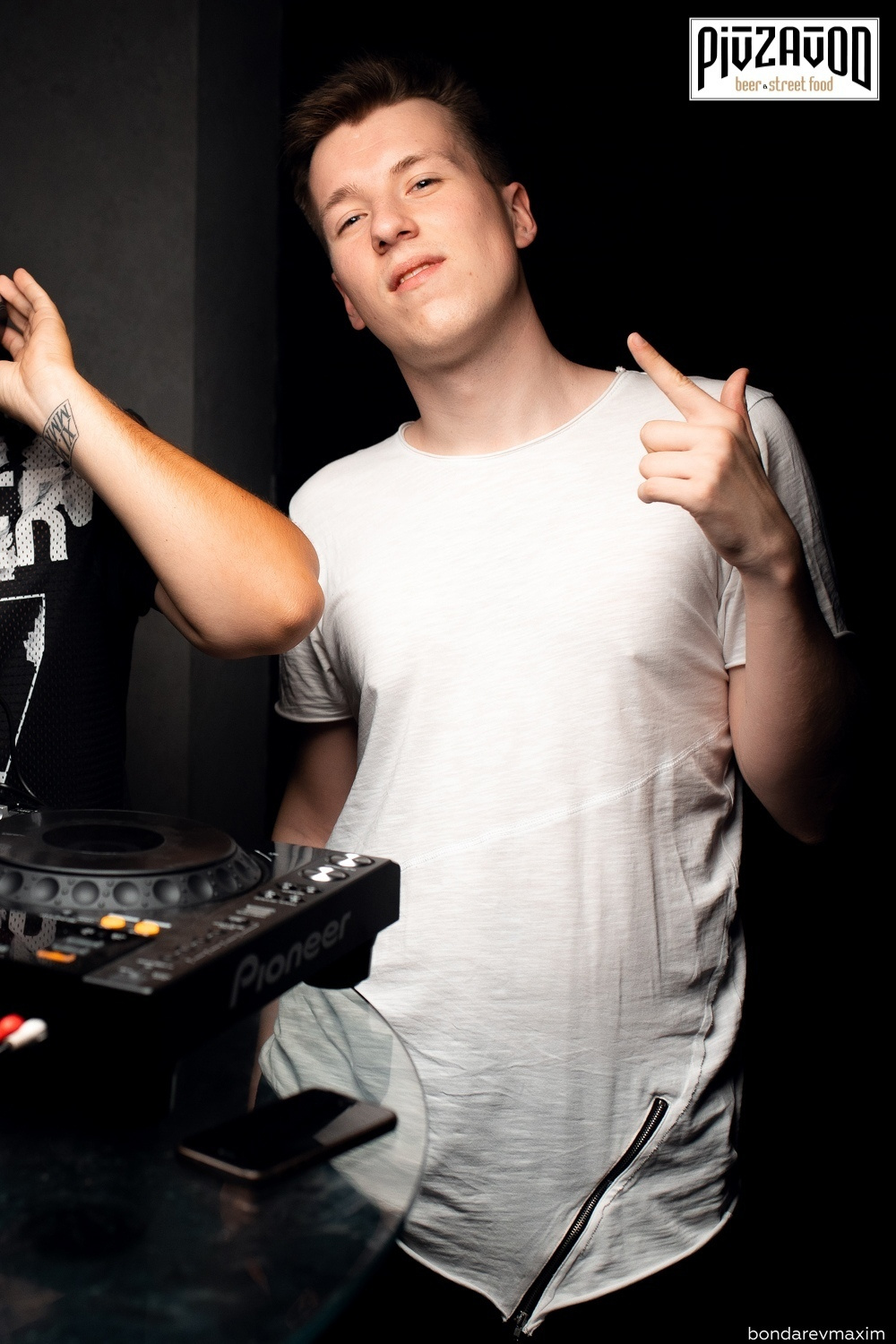 «PIVZAVOD» Пятница ___ 07 июня. Максим Бондарев, коммерческий фотограф для бизнеса | Курск