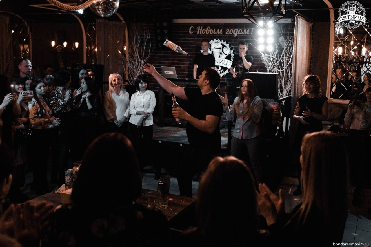 РЕСТОБАР ПЯТНИЦА 25 01 2020. Максим Бондарев, коммерческий фотограф для бизнеса | Курск