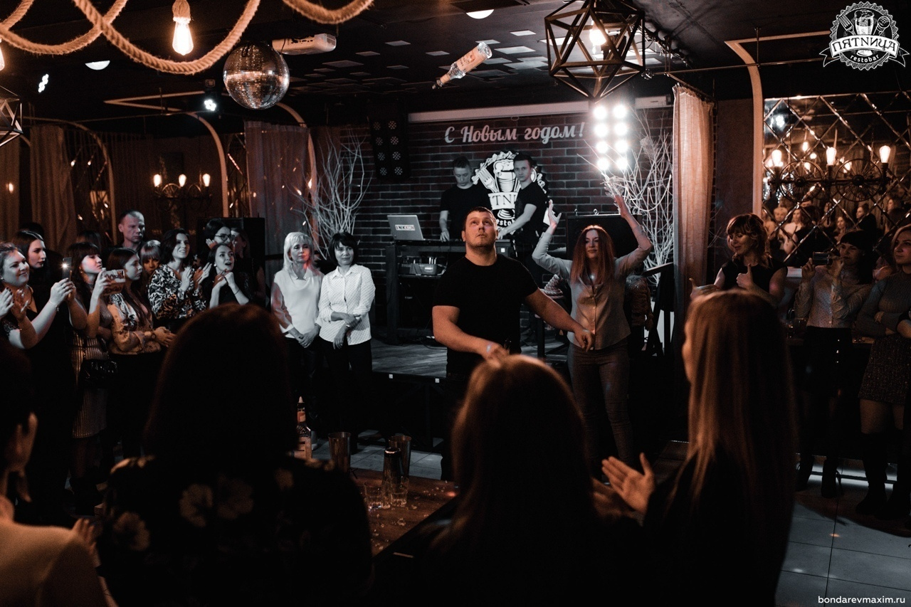 РЕСТОБАР ПЯТНИЦА 25 01 2020. Максим Бондарев, коммерческий фотограф для бизнеса | Курск