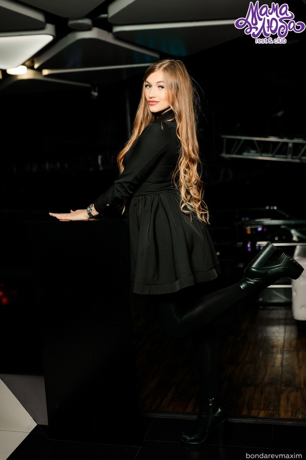 Мама Люба 24 ноября ___ «ЧЕРНАЯ СУББОТА В МАМЕ ЛЮБЕ». Максим Бондарев, коммерческий фотограф для бизнеса | Курск